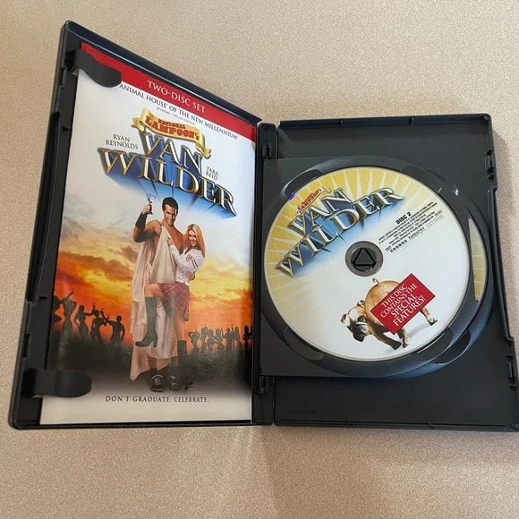 Bundle 3 DVDs for $12! Pre Owned National Lampoon's Van Wilder 2-Disc DVD Movie - Picture 5 of 5